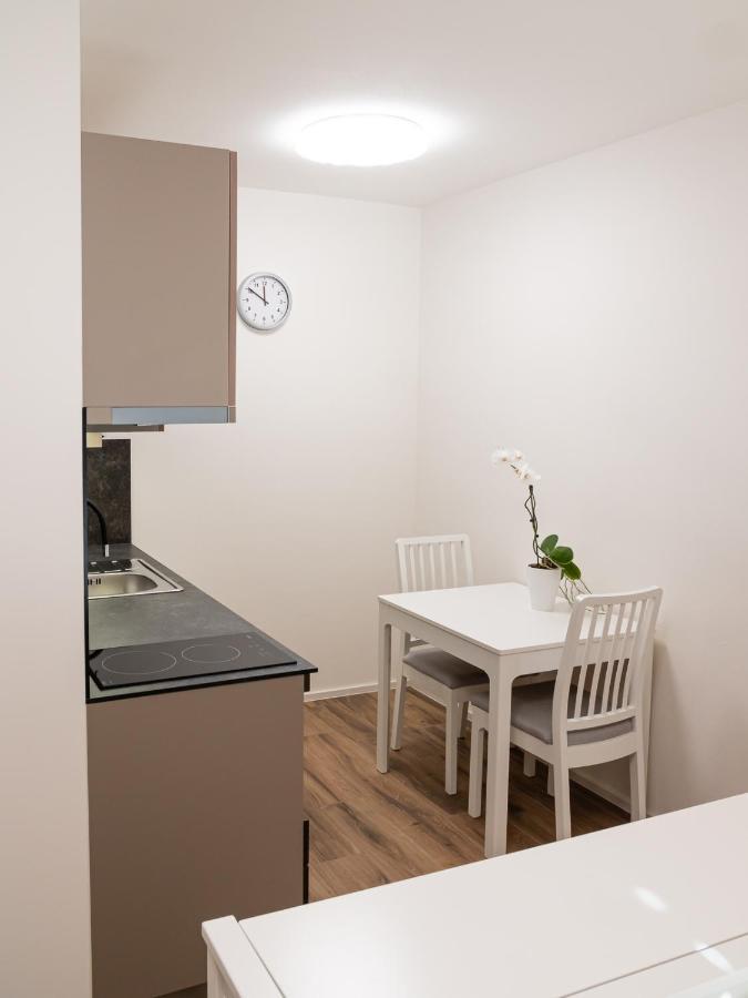Apartmány Gemini Zlín Esterno foto